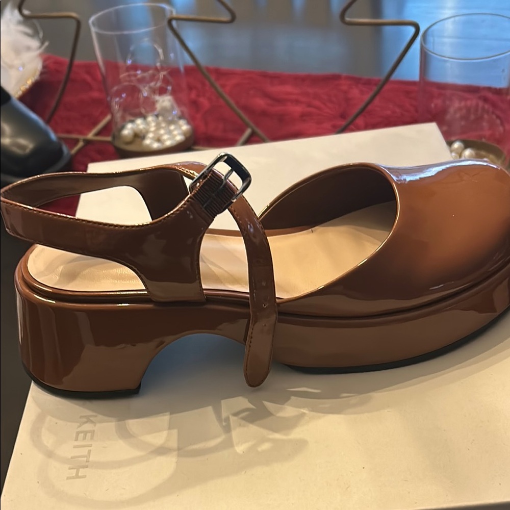 Brown Platform Mary Jane Shoes with Chunky Heel and Rounded Toe NEW